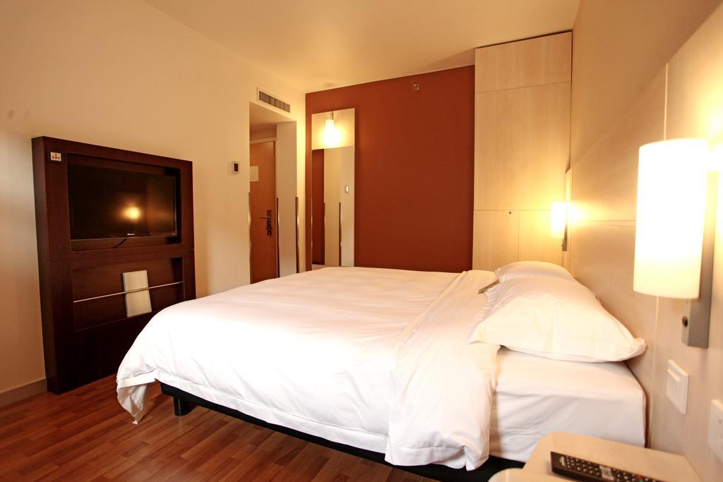Отель Ibis Anyang Jiefang Ave Номер фото